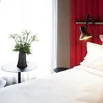 Korner Saint Marcel Hotel Parijs
