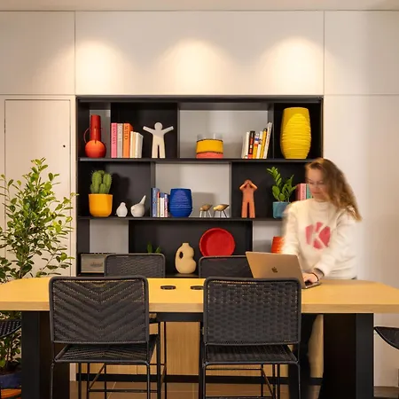 Korner Saint Marcel פריז