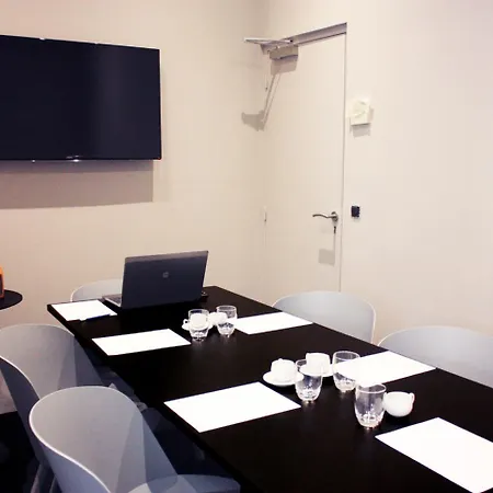 Korner Saint Marcel Hotel 3*