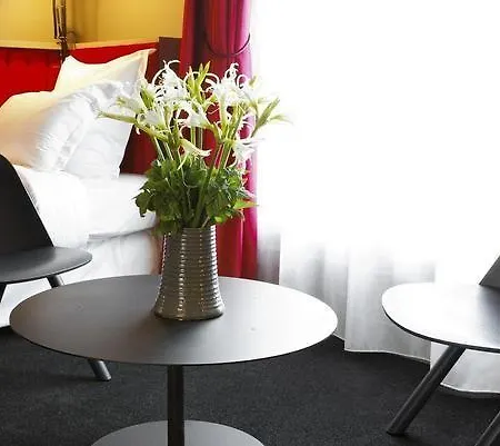 Korner Saint Marcel Hotel