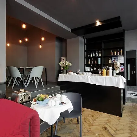 Korner Saint Marcel Hotel
