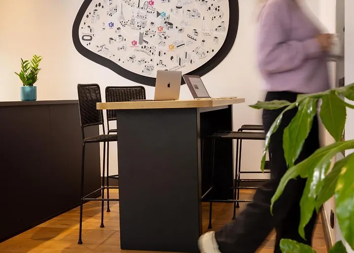 Korner Saint Marcel 호텔 3*