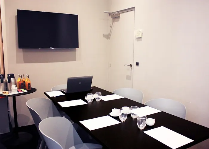 Korner Saint Marcel 호텔 3*