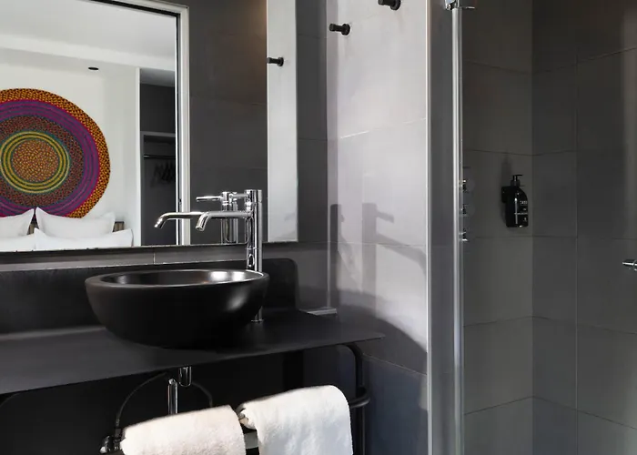 Korner Saint Marcel Hotel 3*