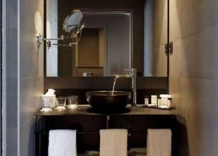 Korner Saint Marcel Hotel Parigi